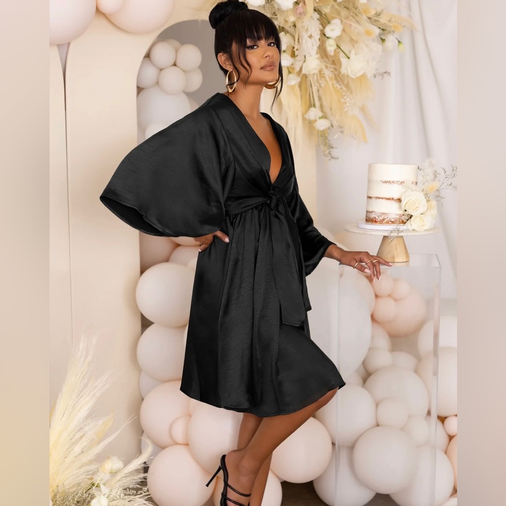 Club L Maternity SZ 12 CHERUB SURPRISE 
BLACK MATERNITY TIE FRONT MINI DRESS